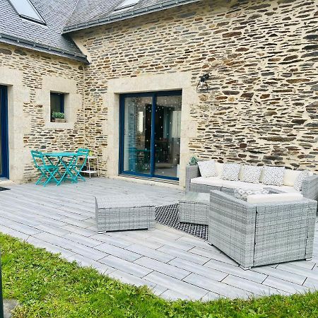 Bed and Breakfast Au Petit Bonheur De Claire Et Jo La Chapelle-Caro Exterior foto